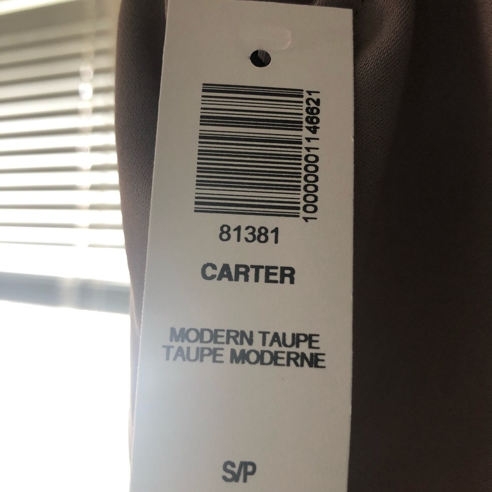 Aritzia Carter Blouse Modern Tauve New with tags!!
